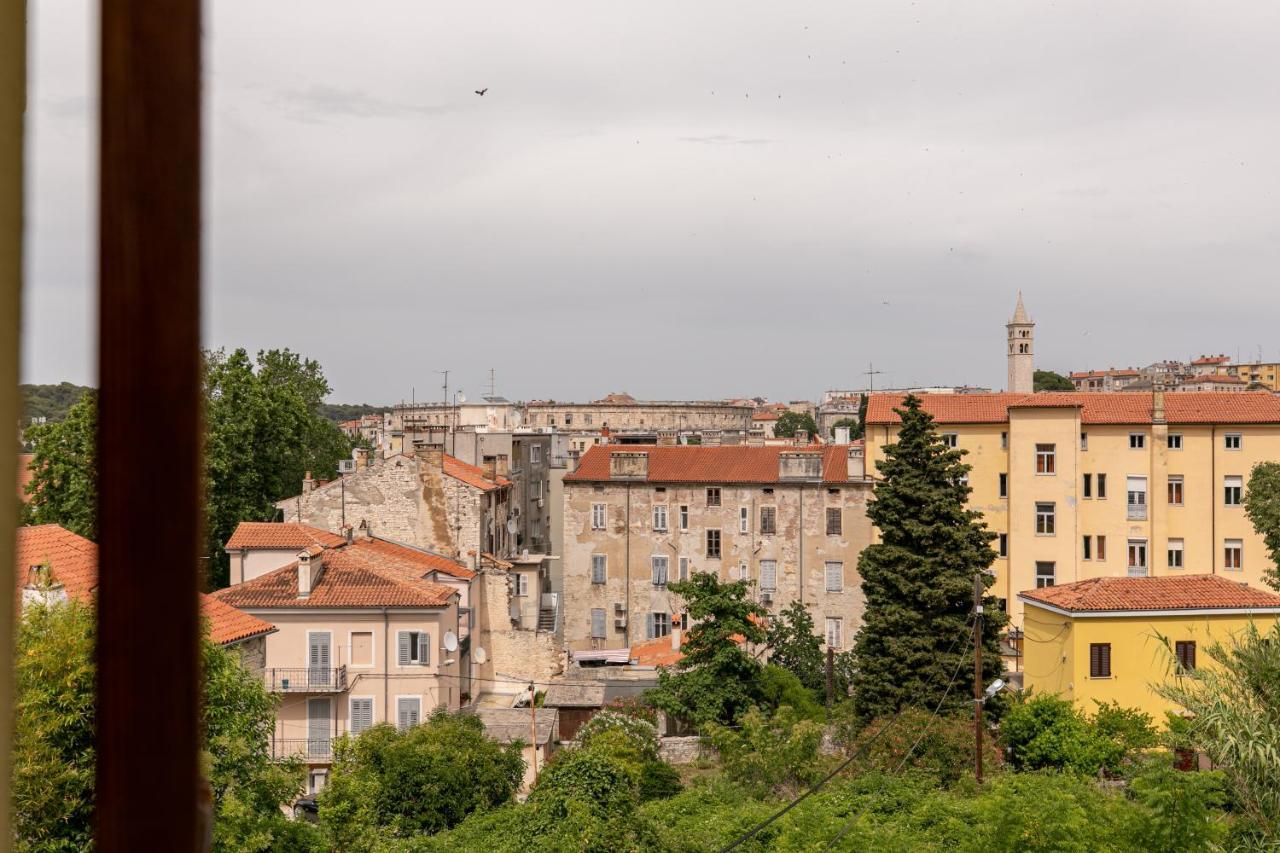Apartments Kastel Pula Exterior photo