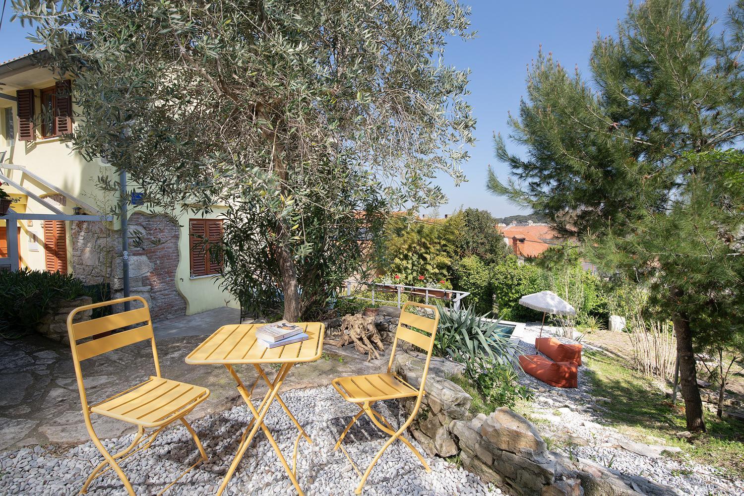 Apartments Kastel Pula Exterior photo